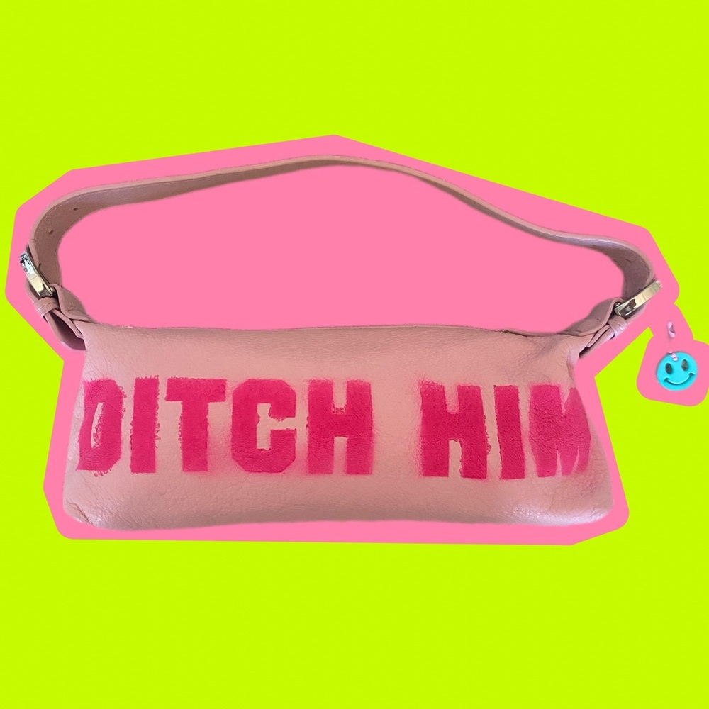 Y2K Express "Ditch Him" Leather Graffiti Bag - Picture 1 of 2